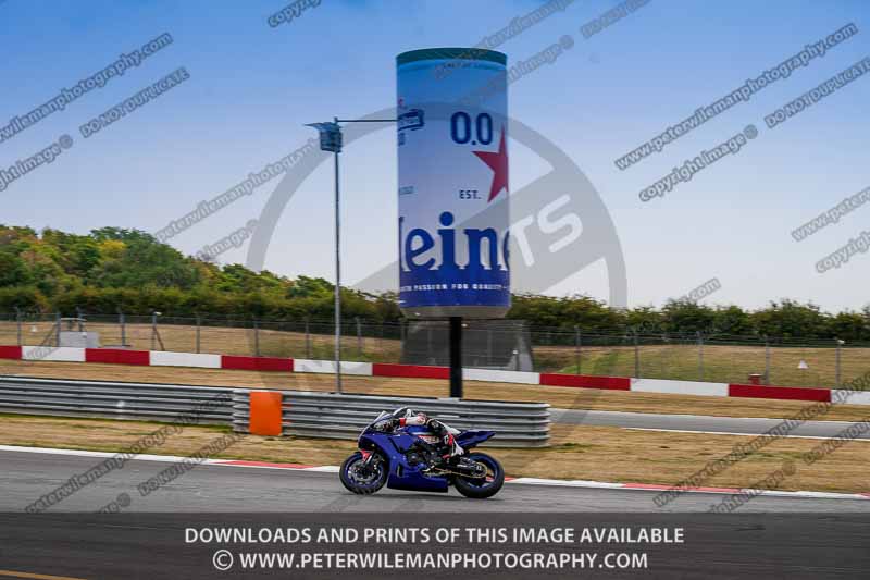 donington no limits trackday;donington park photographs;donington trackday photographs;no limits trackdays;peter wileman photography;trackday digital images;trackday photos